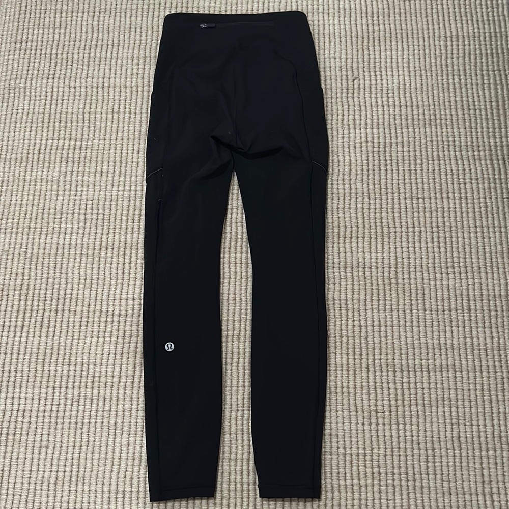 Black Lululemon swift speed high rise 25’’ leggings size 0